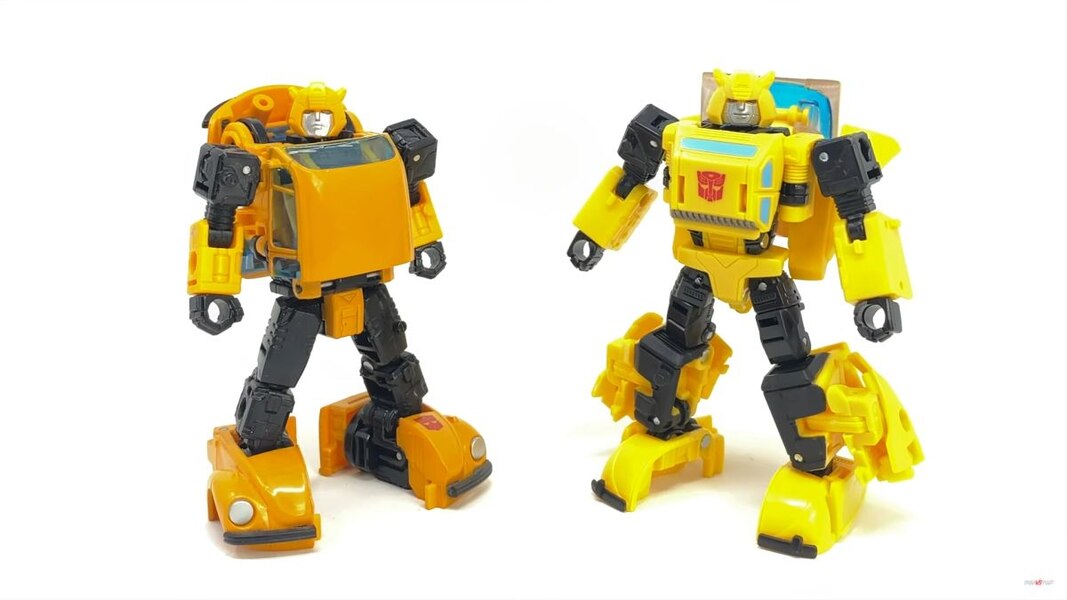 Transformers War For Cybertron Buzzworthy Origin Bumblebee  (34 of 54)